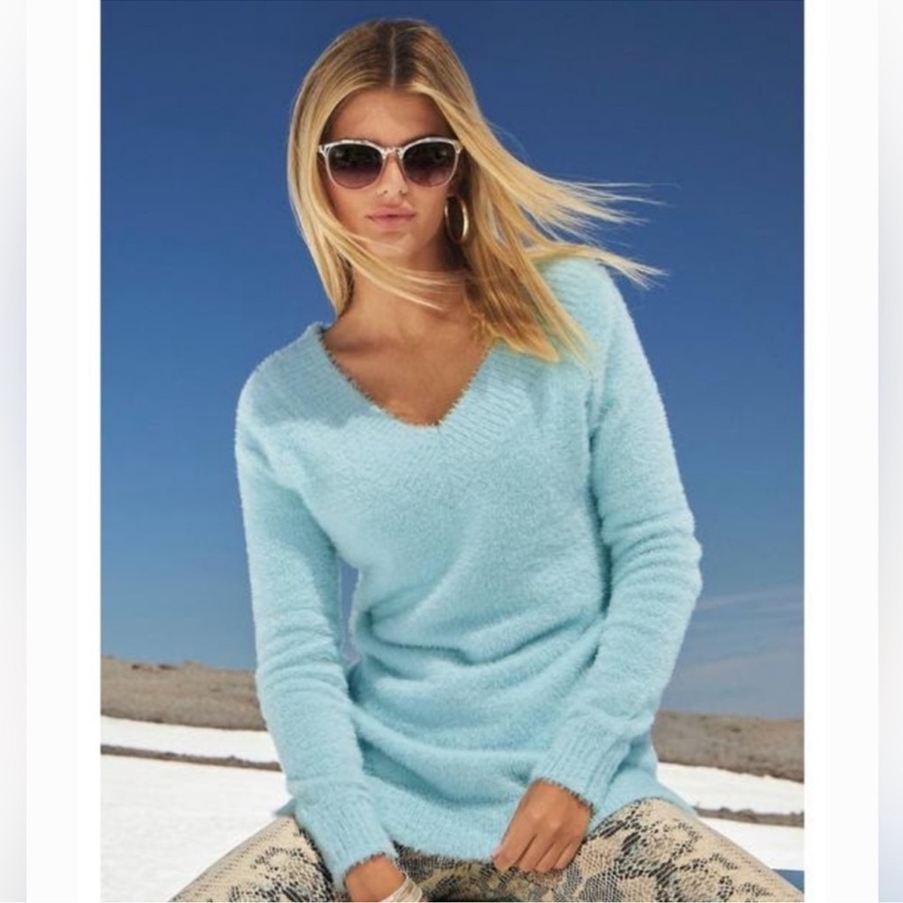 New Boston Proper Baby Blue V-neck Pullover Soft Fuzzy Eyelash Sweater XS